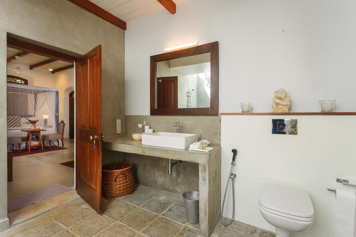 Mo River House Luxury Villa ヒッカドゥワ エクステリア 写真