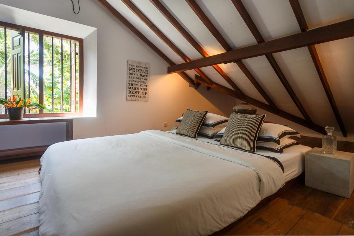 Mo River House Luxury Villa ヒッカドゥワ エクステリア 写真